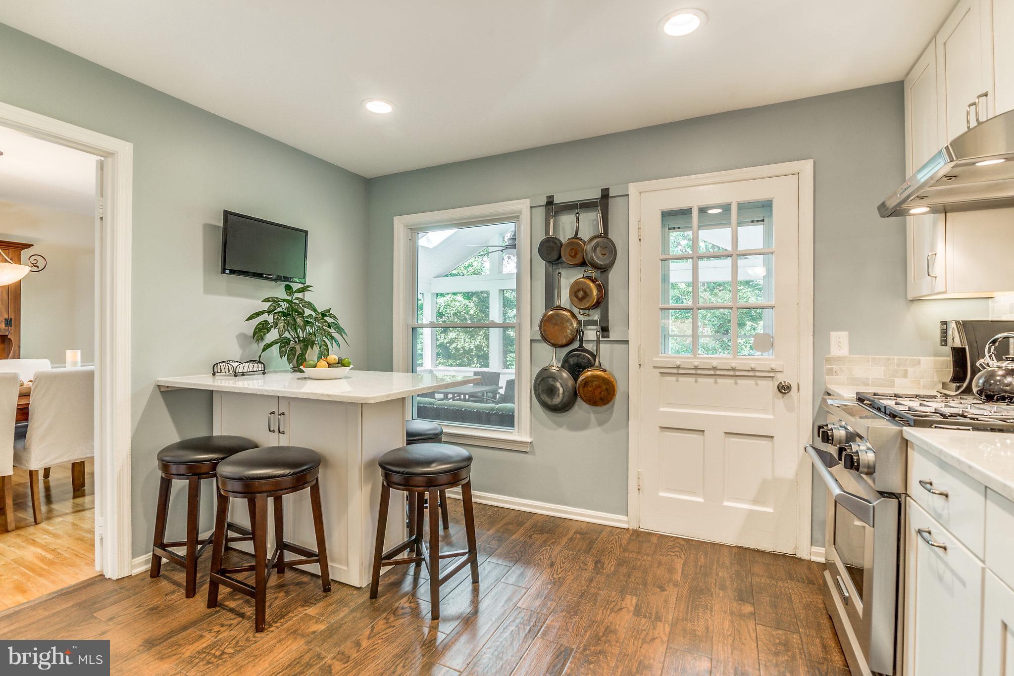 7600 Sebago Road Bethesda, MD 20817 - Photo 7 of 30 Kitchen