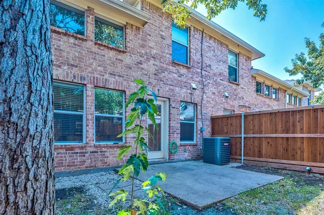 $2,450 | 9948 Fleetwood Drive, Frisco, TX 75035