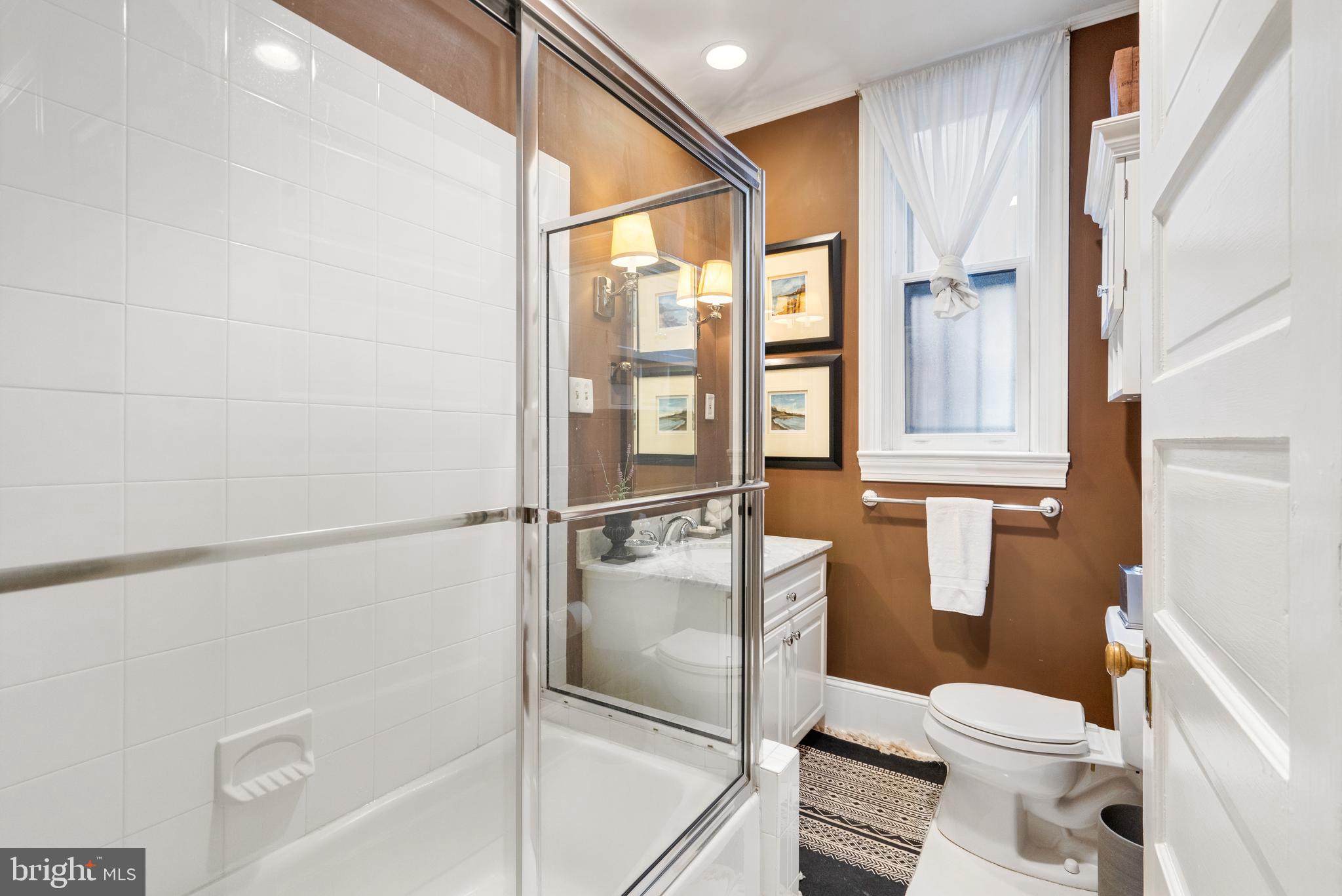 1927 S Street Northwest Washington, DC 20009 - Photo 16 of 32 Bathroom