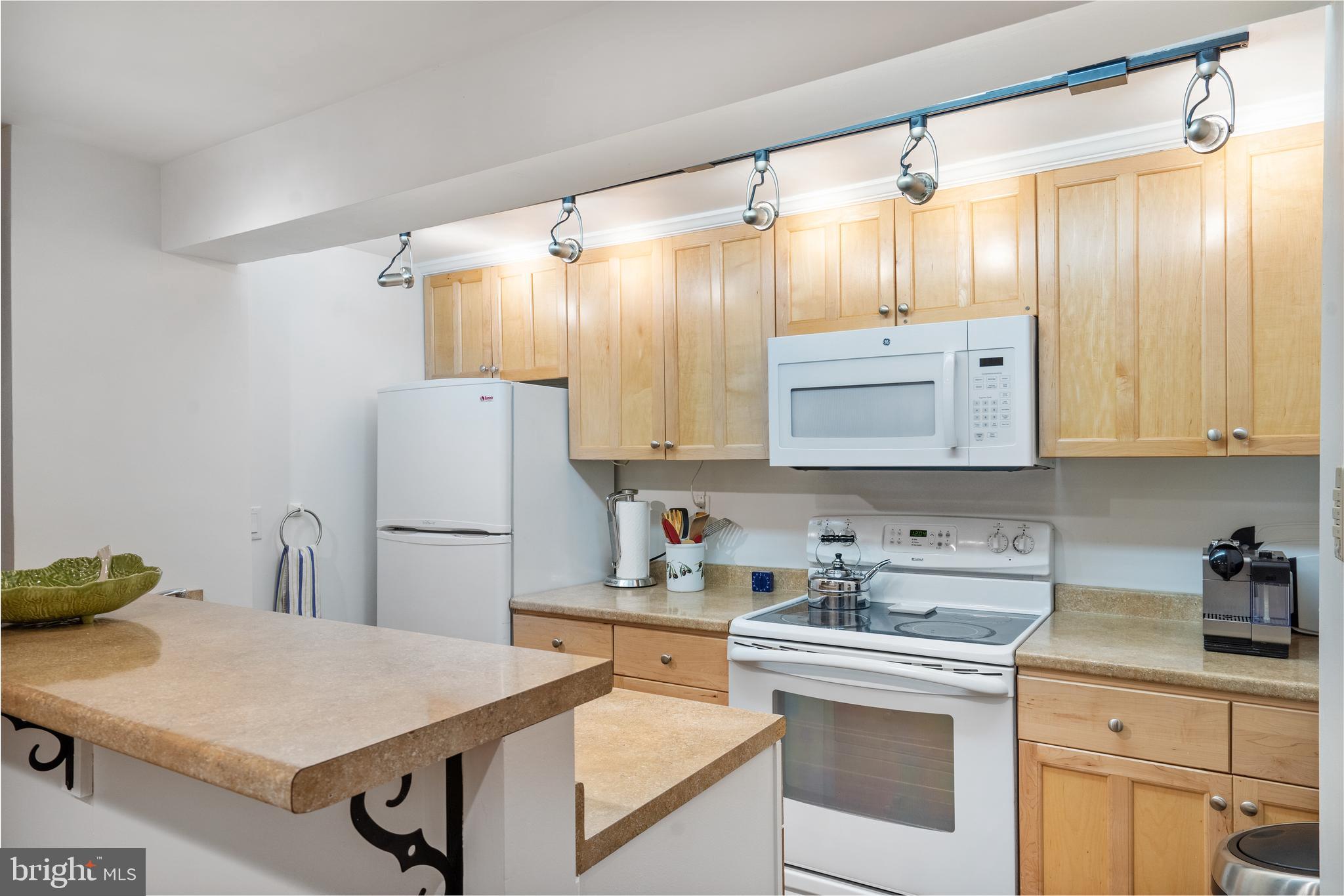1927 S Street Northwest Washington, DC 20009 - Photo 26 of 32 Lower Level Apartment