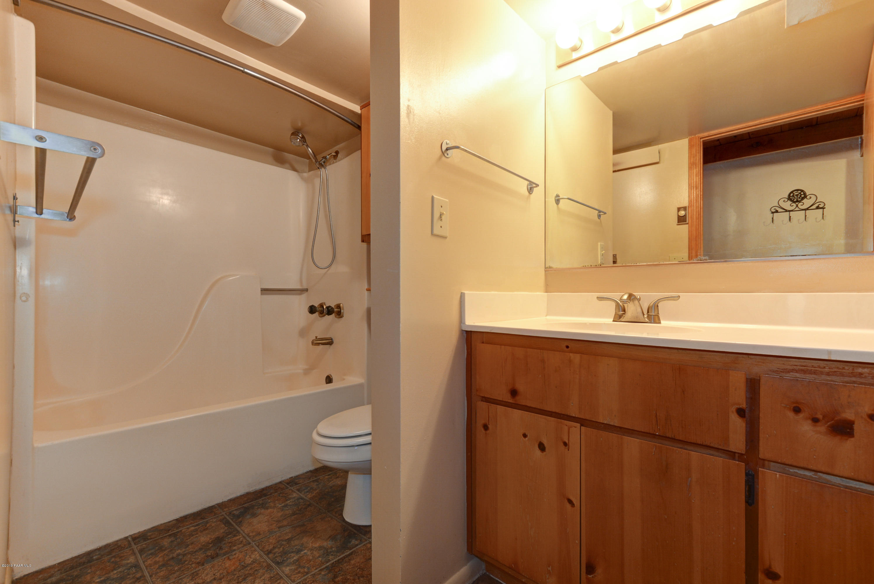 1190 Sunup (do Not Disturb Occupant Road Prescott, AZ 86303 - Photo 14 of 25 Bathroom