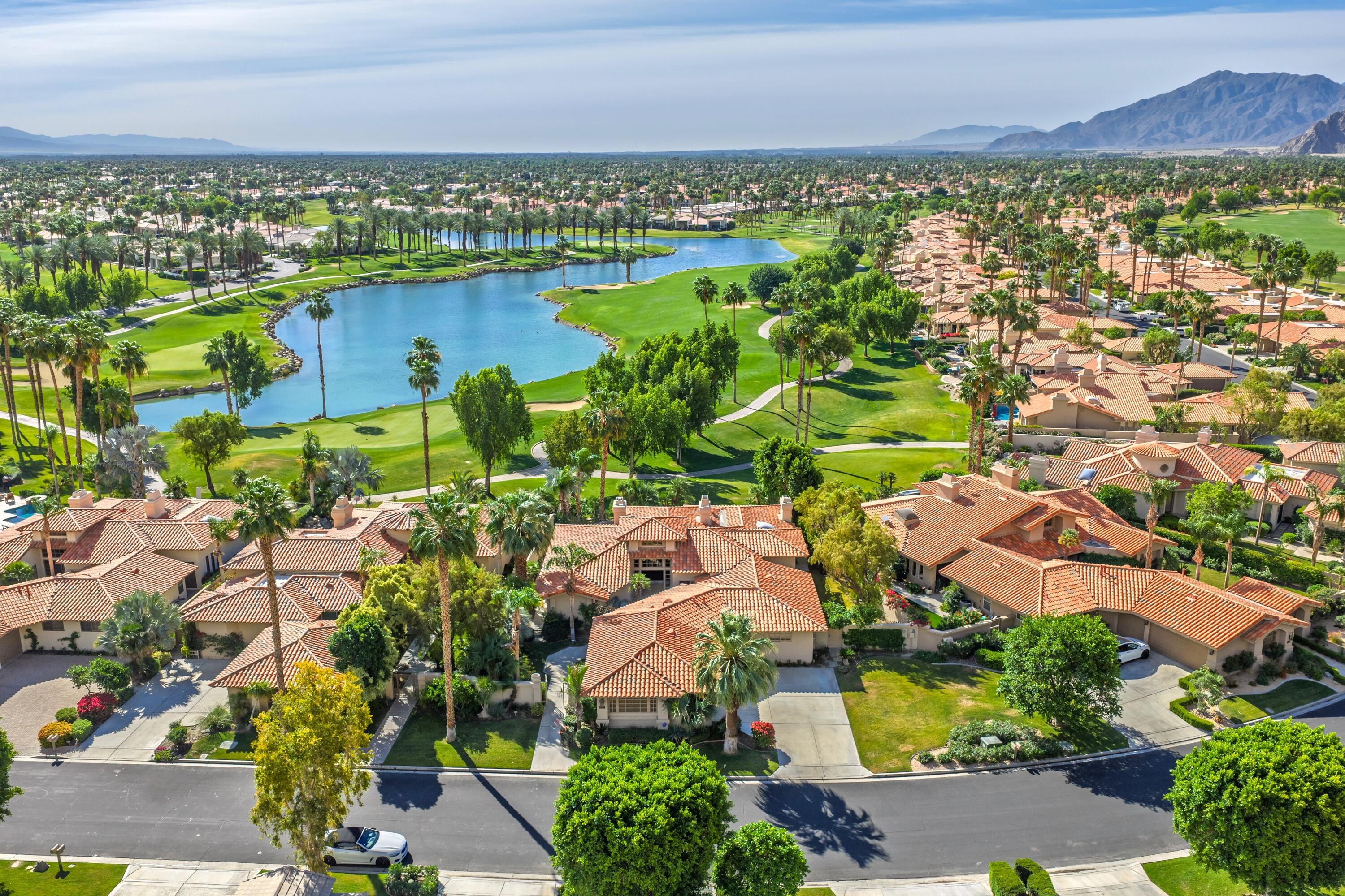 54310 Riviera La Quinta, CA 92253 - Photo 4 of 37 Photo-5