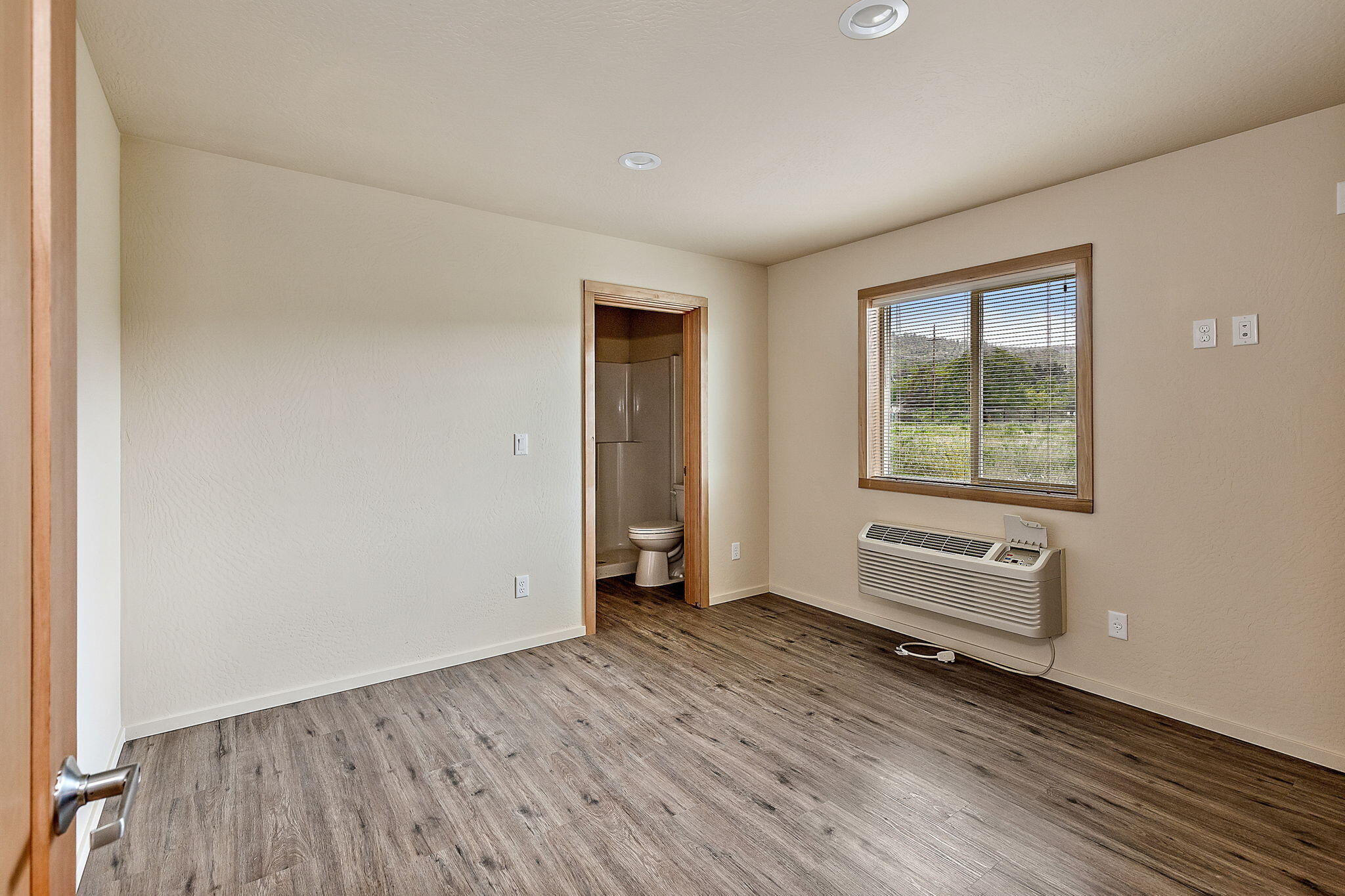 3060 South Stage Road Medford, OR 97501 - Photo 34 of 43 ApxSS00040