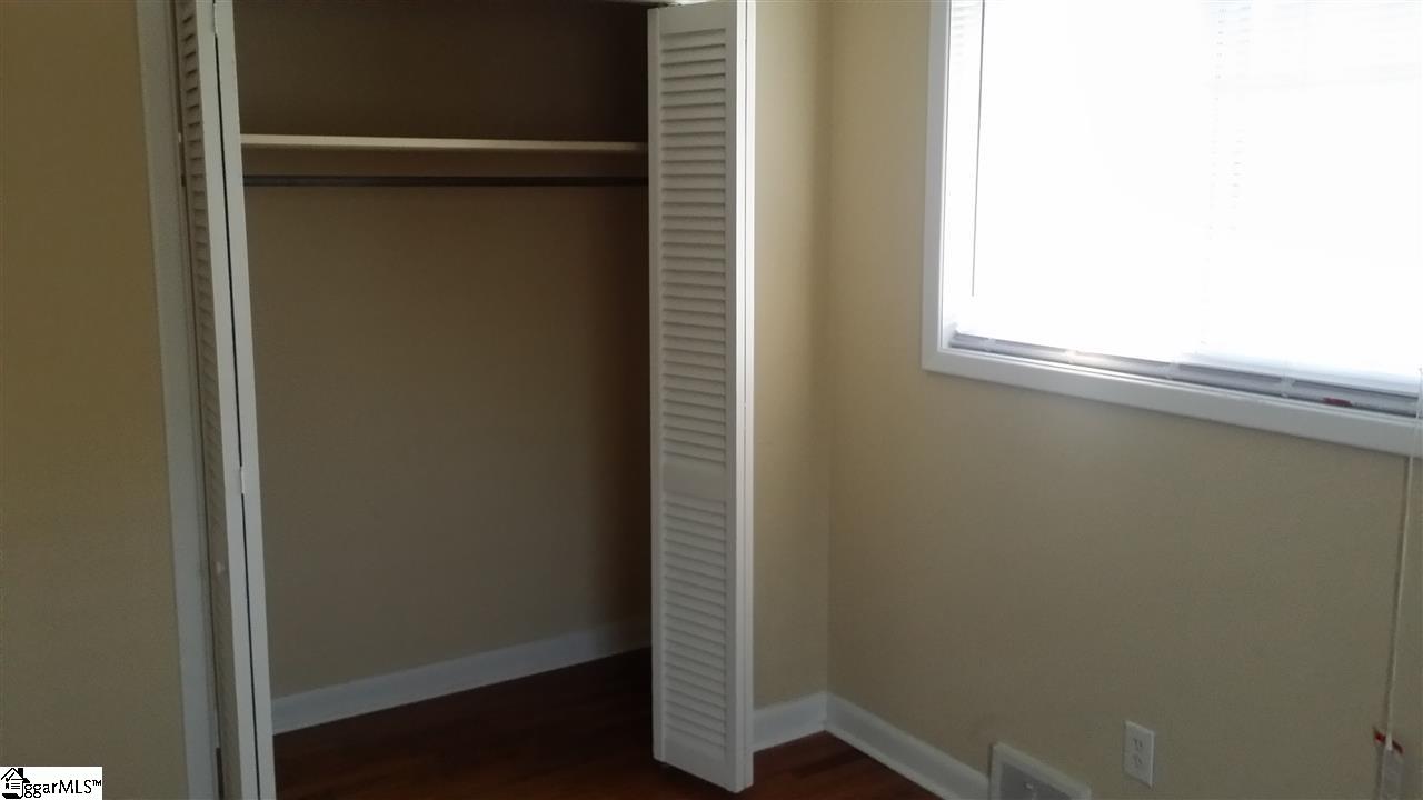 111 Poplar Drive Greer, SC 29651 - Photo 11 of 21