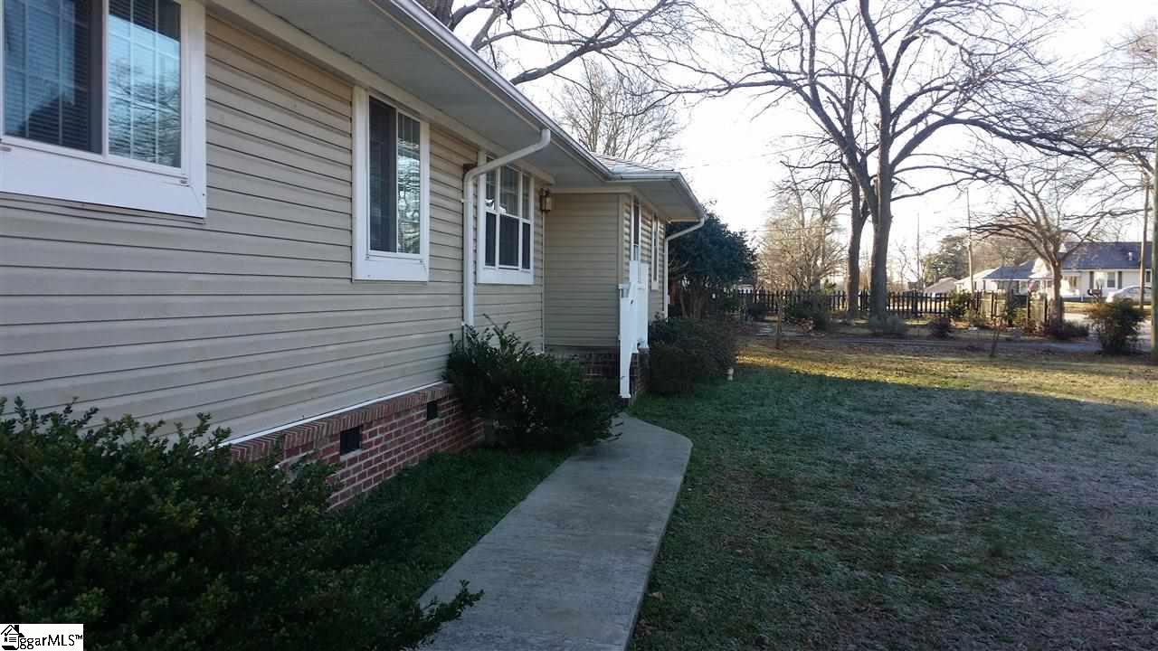 111 Poplar Drive Greer, SC 29651 - Photo 18 of 21