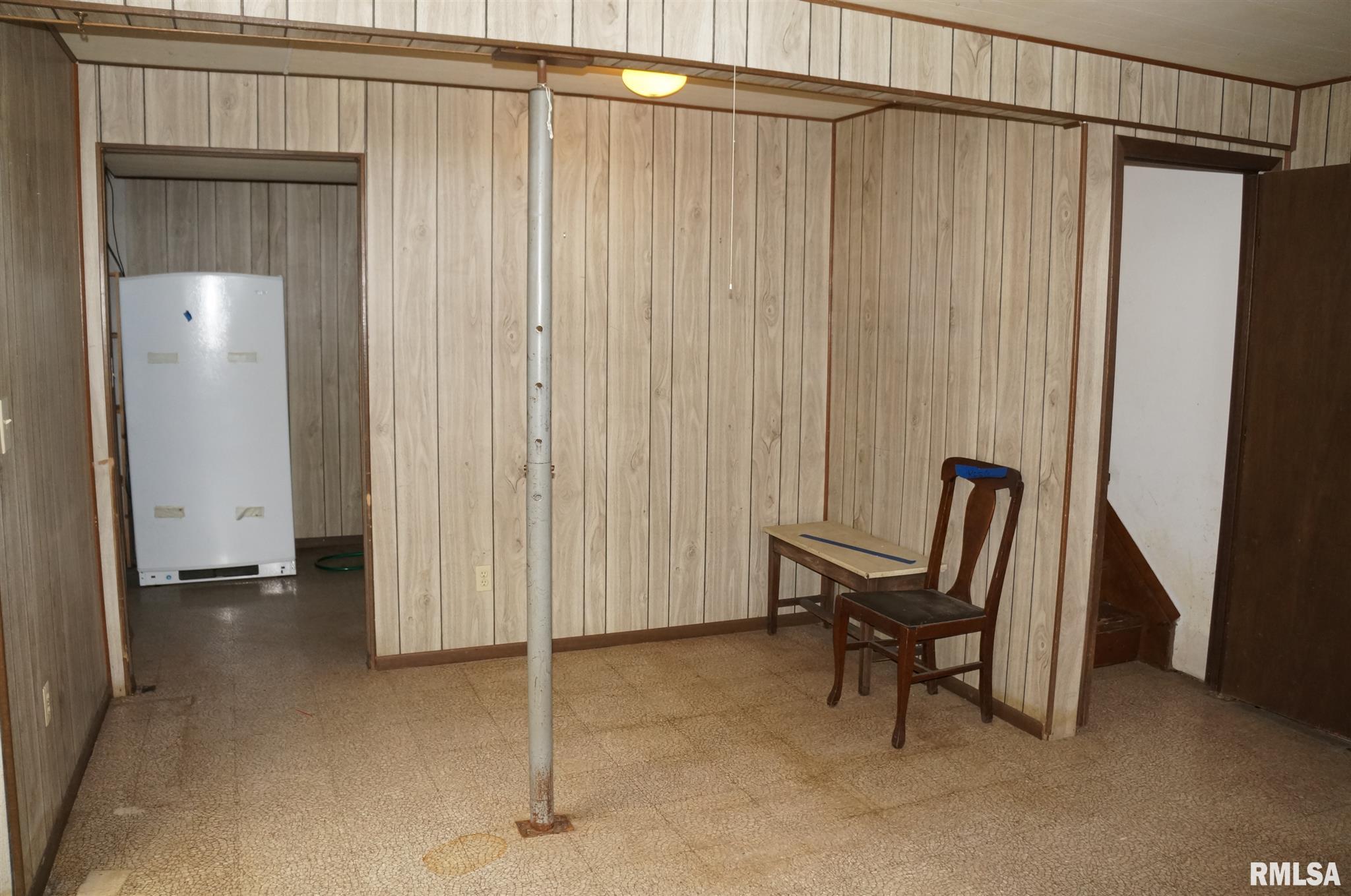 13997 Frazee Road Divernon, IL 62530 - Photo 20 of 39