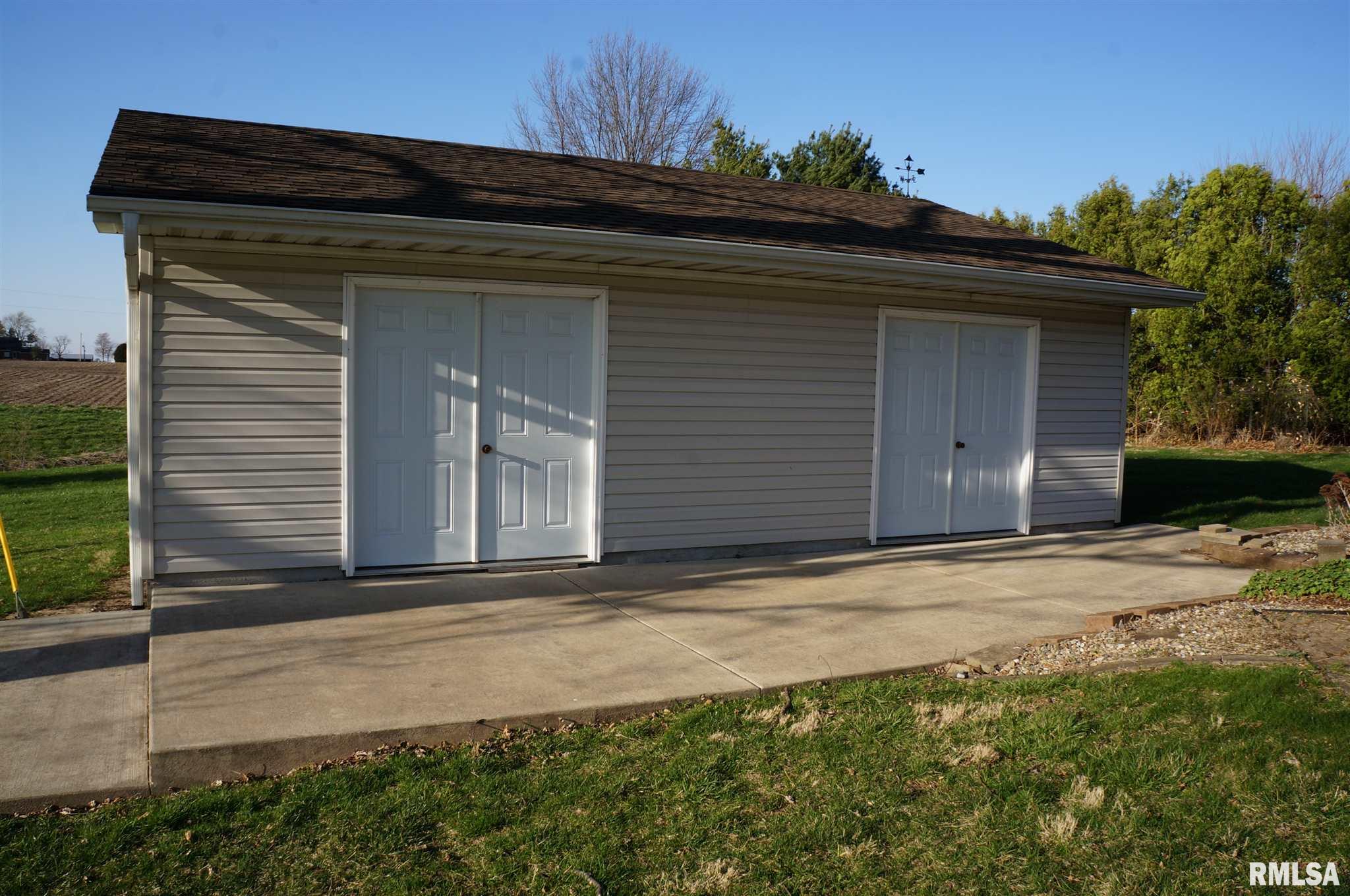 13997 Frazee Road Divernon, IL 62530 - Photo 32 of 39