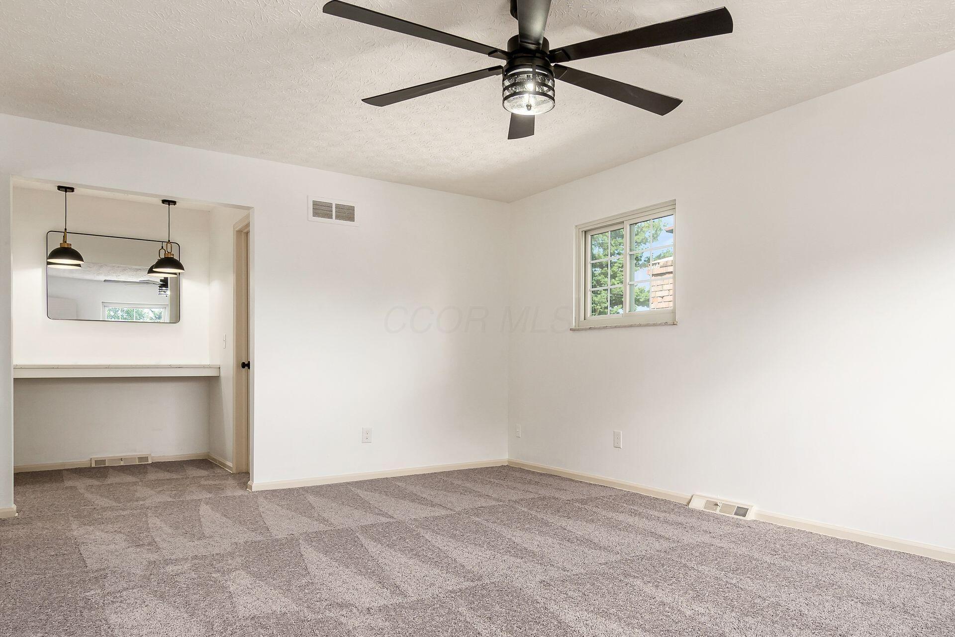 1466 Weybridge Road Columbus, OH 43220 - Photo 50 of 68
