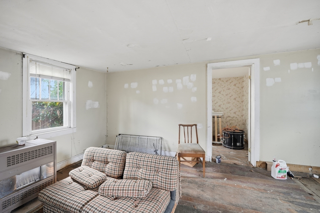 39 State Street Chicopee, MA 01013 - Photo 24 of 30