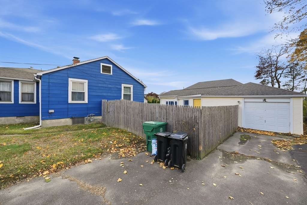 39 State Street Chicopee, MA 01013 - Photo 30 of 30