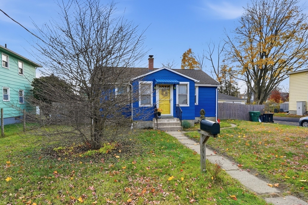 39 State Street Chicopee, MA 01013 - Photo 4 of 30