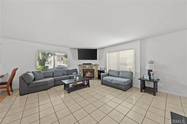 $465,000 | 430 Anderwood Court, Unit 24, Pomona, CA 91768