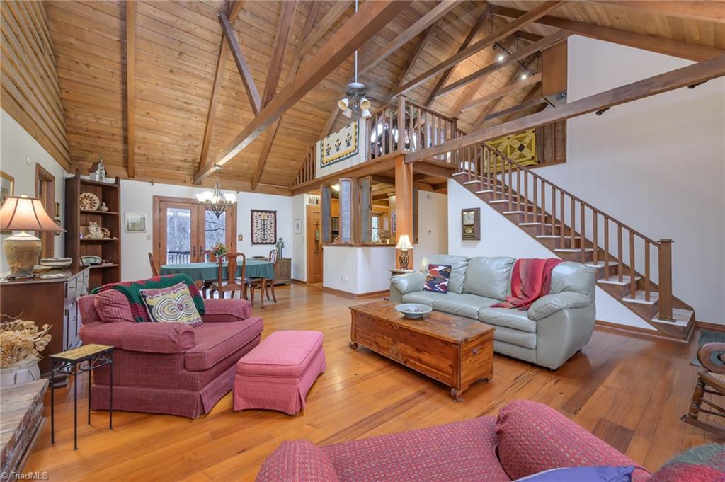 3314 Vienna Dozier Road Pfafftown, NC 27040 - Photo 5 of 32