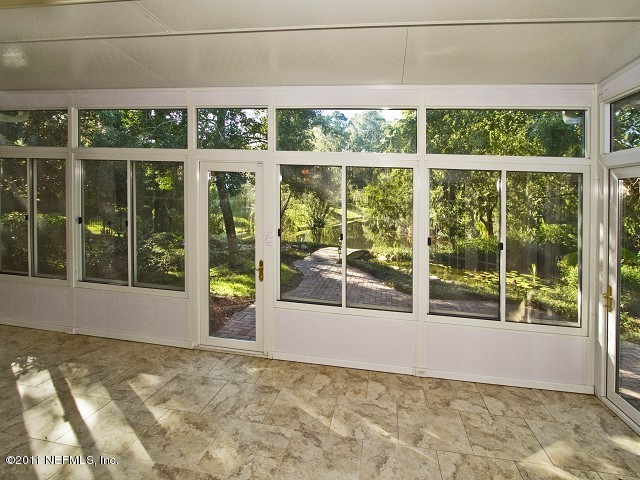 12930 Biggin Church Road South Jacksonville, FL 32224 - Photo 20 of 25 a view of an empty room with a window