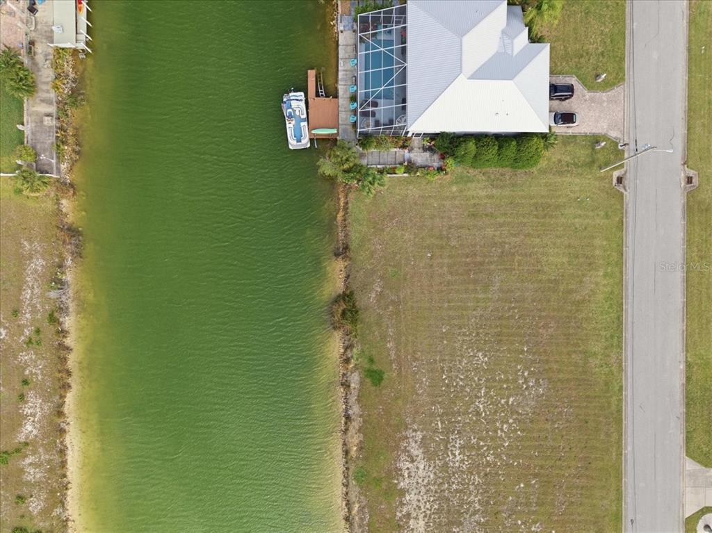 3487 Croaker Drive Hernando Beach, FL 34607 - Photo 4 of 27