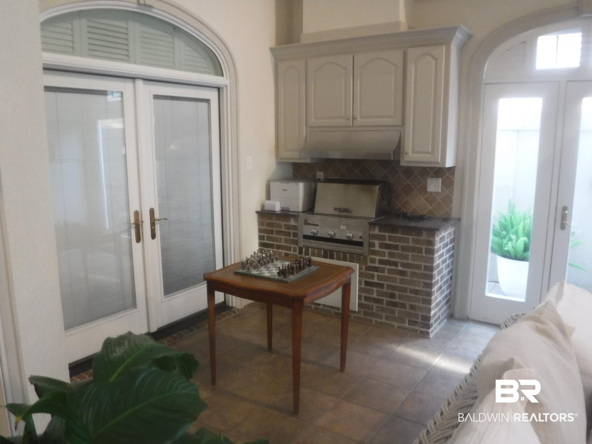 259 South Cedar Street Mobile, AL 36602 - Photo 11 of 27 Grill
