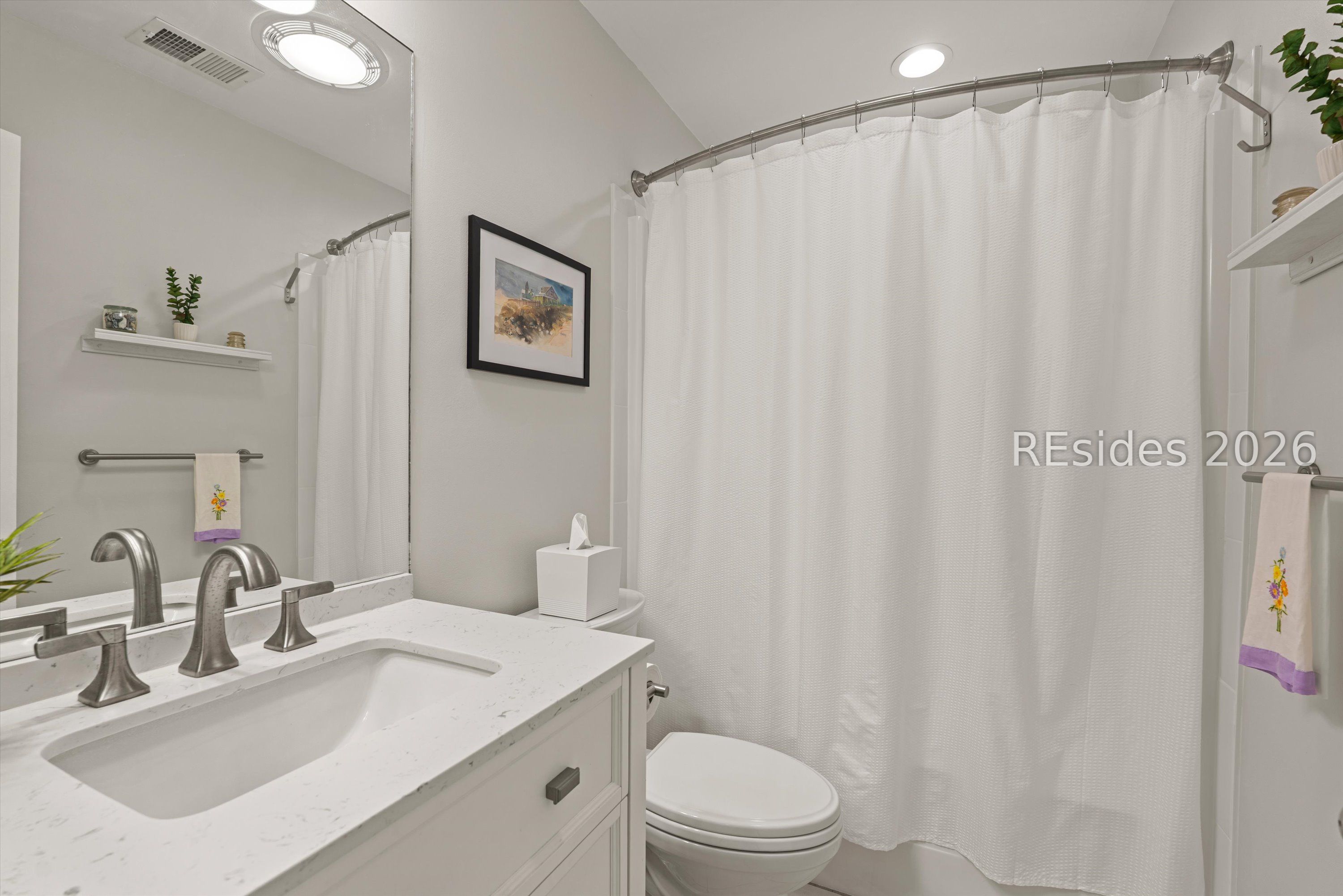 50 Squiresgate Road Hilton Head Island, SC 29926 - Photo 35 of 40 Guest Bath #2