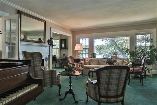 84 Gammons Road Cohasset, MA 02025 - Photo 6 of 30 Gallery Image 6
