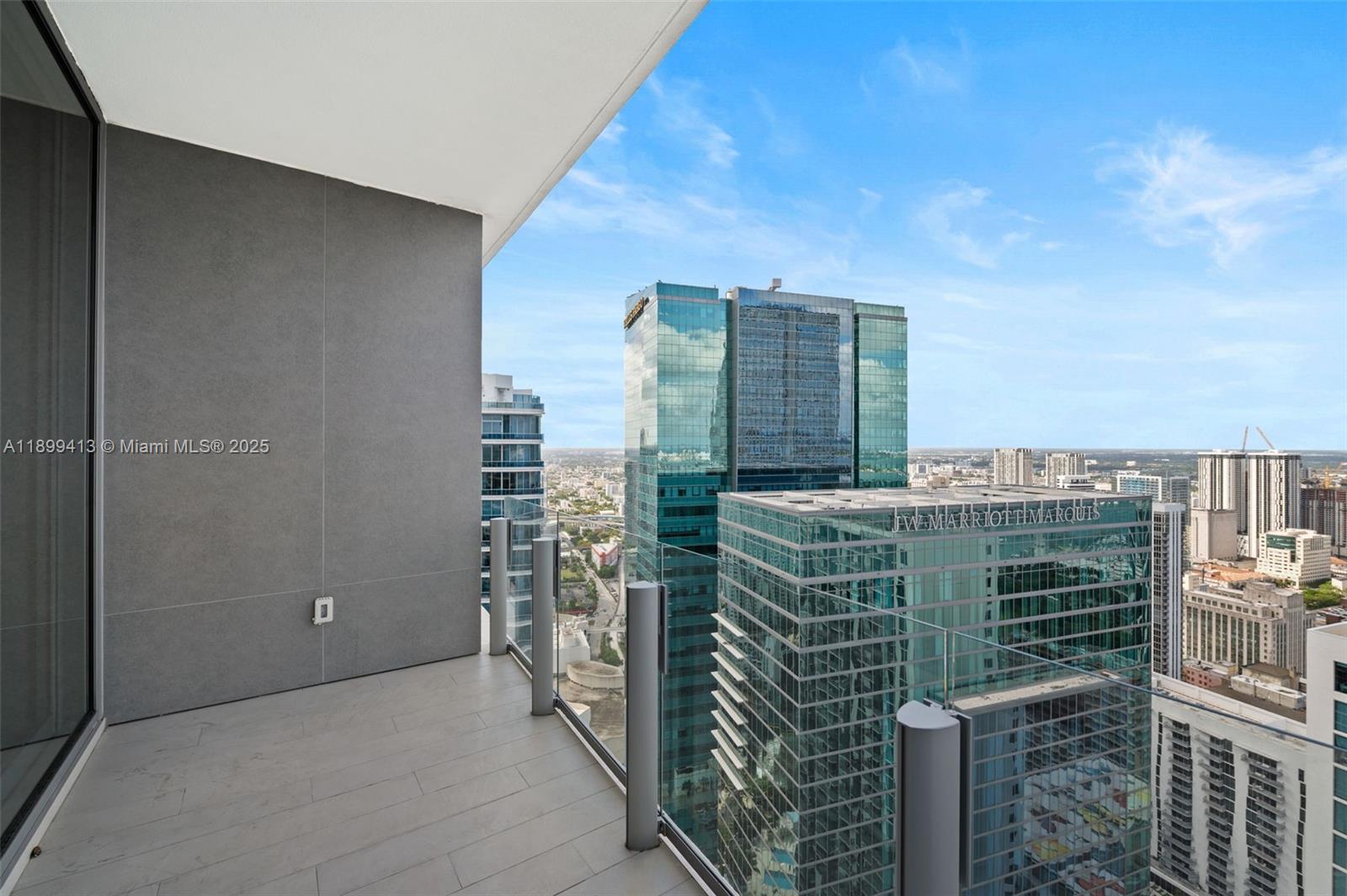 300 Biscayne Blvd Way, Unit 4909W Miami, FL 33131 - Photo 5 of 47 a view of buildings