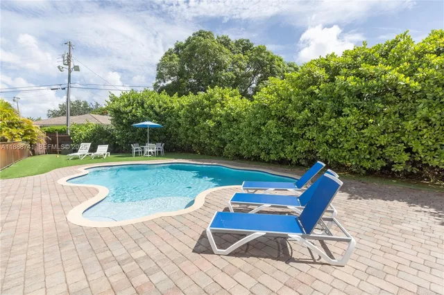 $1,685,000 | 507 Hunting Lodge Drive, Miami Springs, FL 33166