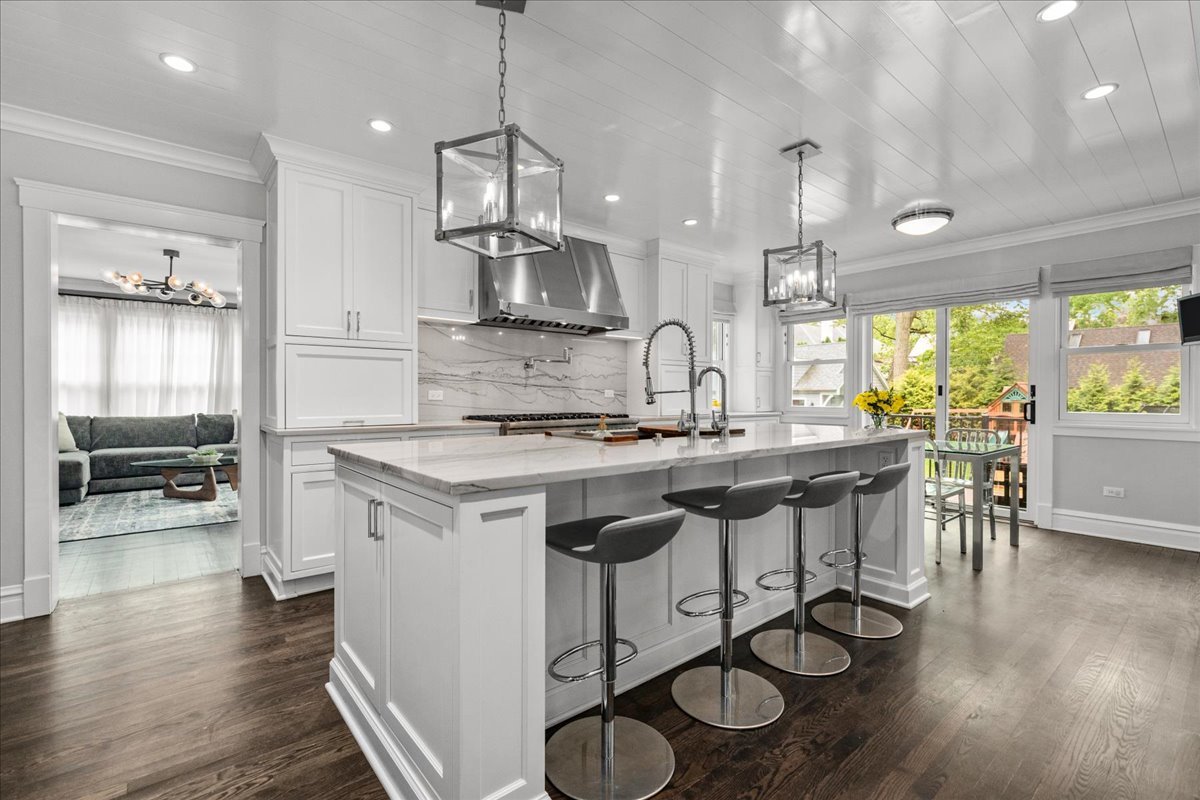 330 Abbotsford Road Kenilworth, IL 60043 - Photo 11 of 31