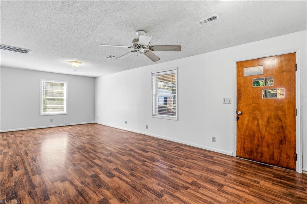 3825 Old Hollow Road Kernersville, NC 27284 - Photo 8 of 44