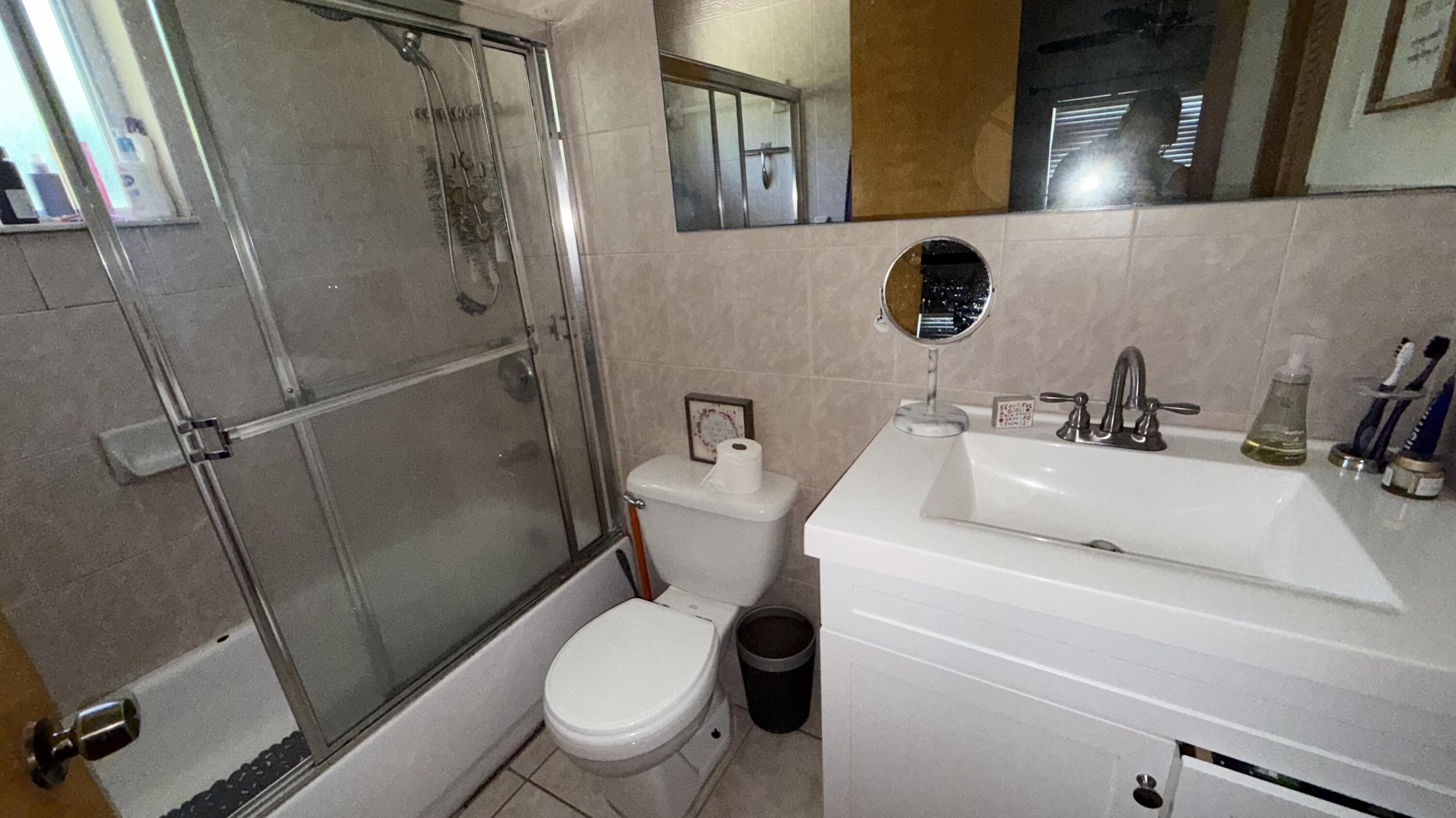 1 North End Road Key Largo, FL 33037 - Photo 12 of 14 2025-09-14 11.57.21