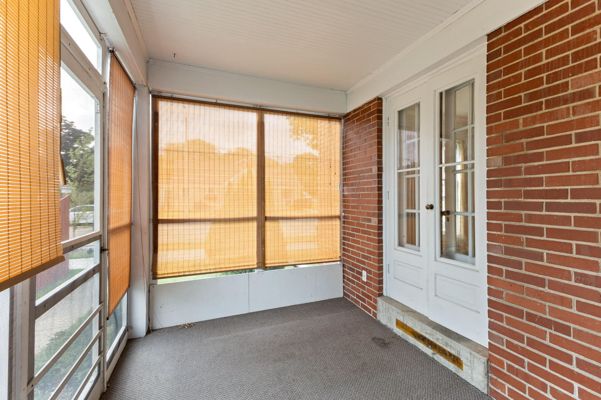 3920 Kinzie Avenue Racine, WI 53405 - Photo 21 of 42 Screened Porch