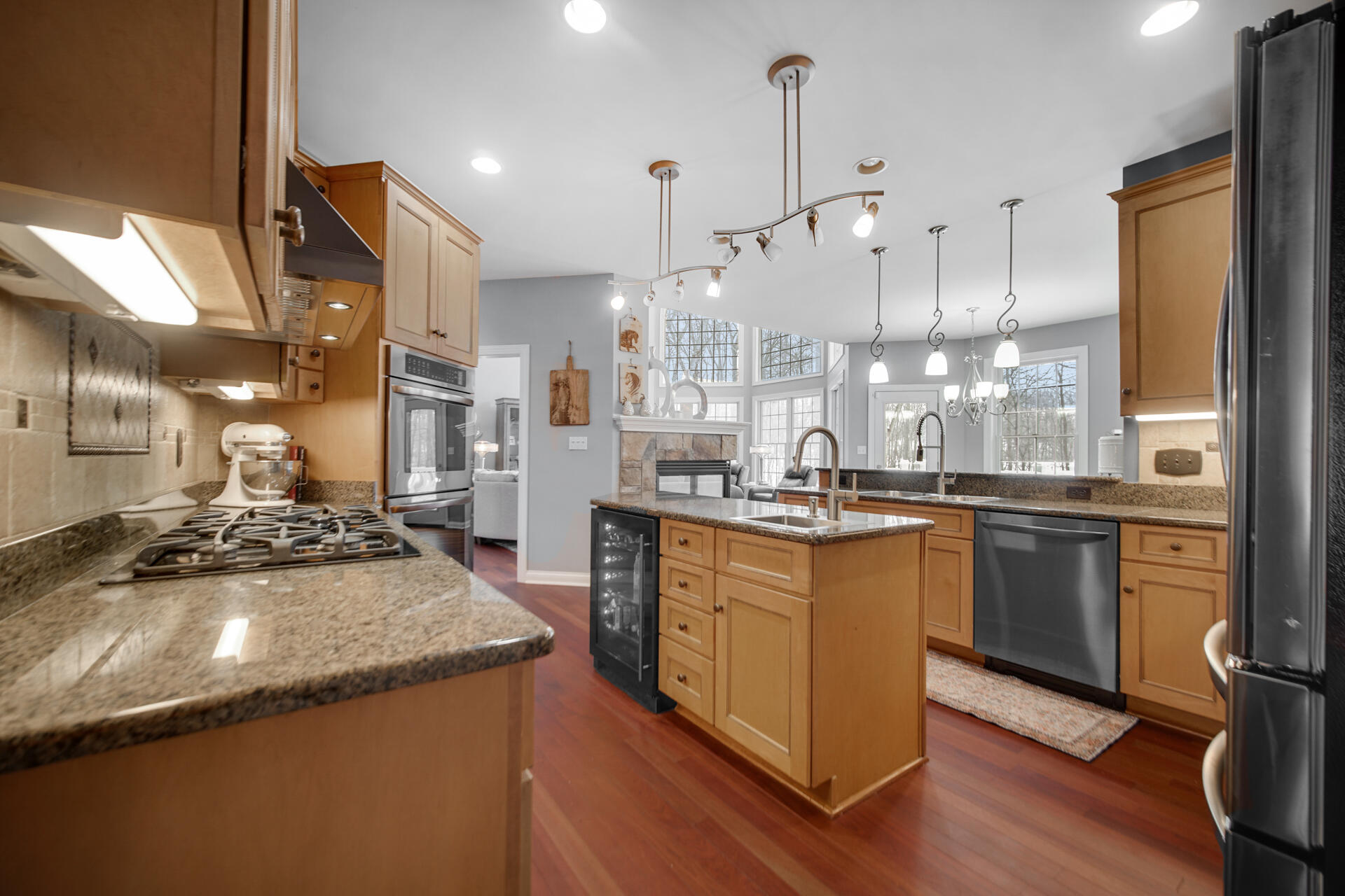 272 Bruntsfield Court Valparaiso, IN 46385 - Photo 13 of 37 1920x1280