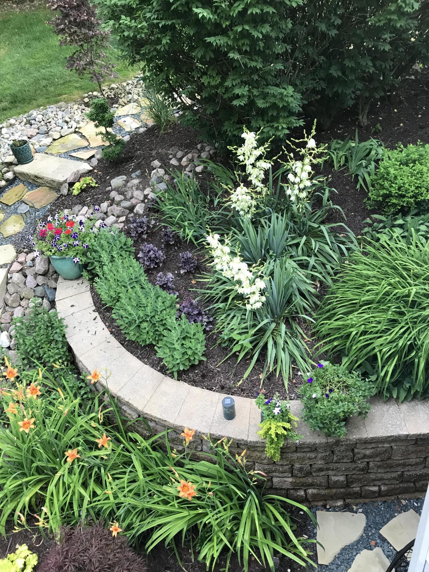 272 Bruntsfield Court Valparaiso, IN 46385 - Photo 34 of 37 1500x2000