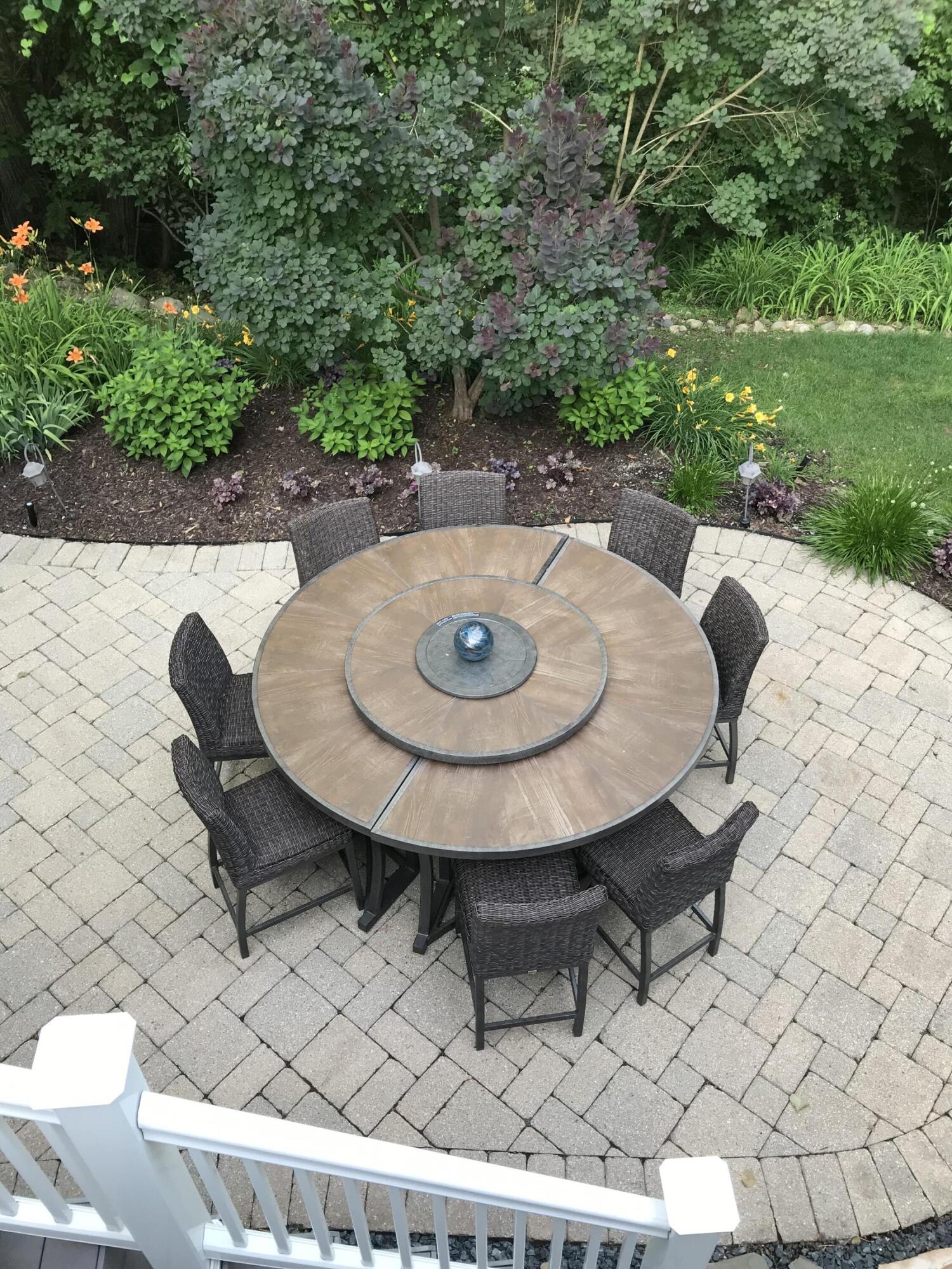 272 Bruntsfield Court Valparaiso, IN 46385 - Photo 37 of 37 1500x2000