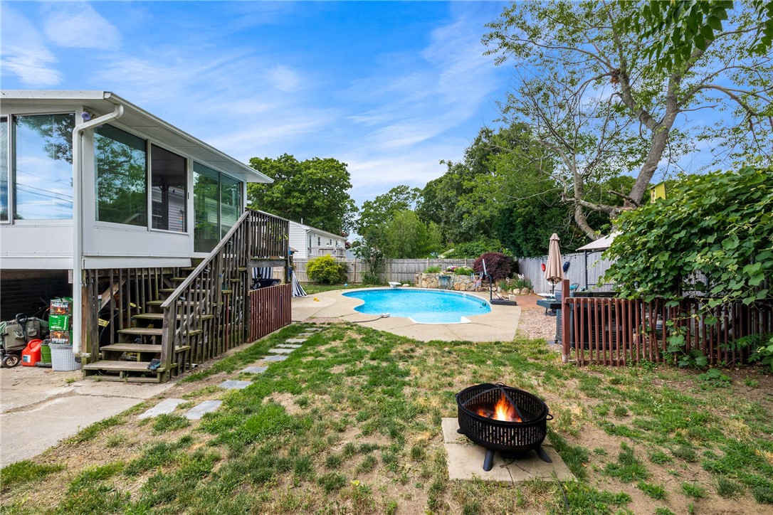 265 Asylum Road Warwick, RI 02886 - Photo 37 of 45
