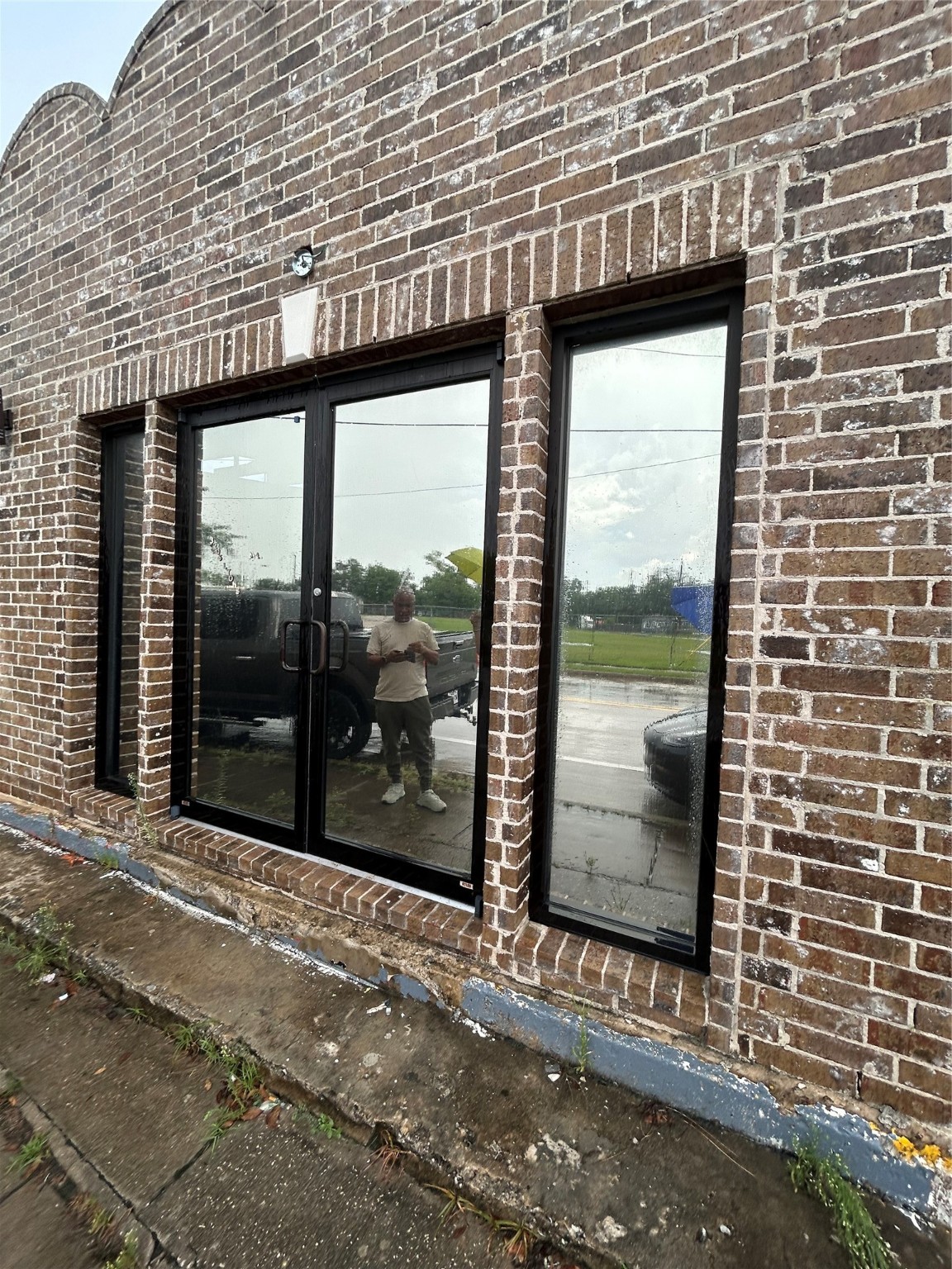 3206 Lyons Avenue Houston, TX 77020 - Photo 3 of 15