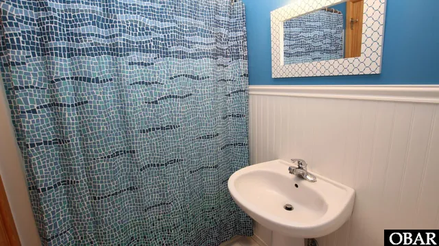 $889,500 | 784 Crown Pt Circle, Corolla, NC 27927