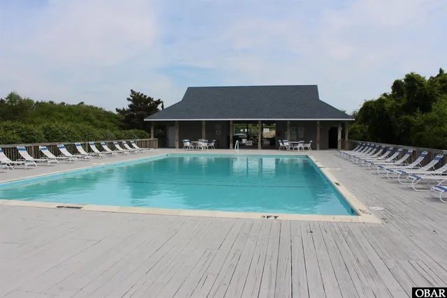 $889,500 | 784 Crown Pt Circle, Corolla, NC 27927