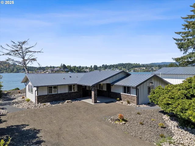$1,150,000 | 2997 Northeast Loop Drive, Otis, OR 97368