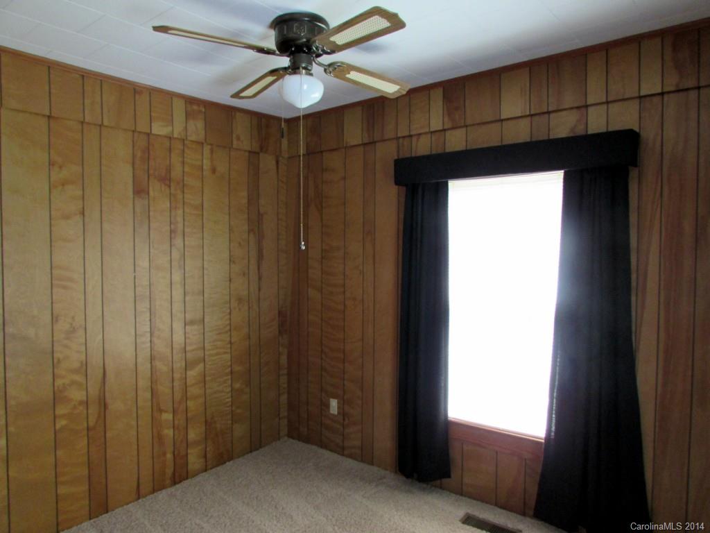 593 C E Stewart Road Clover, SC 29710 - Photo 10 of 22 Gallery Image 10