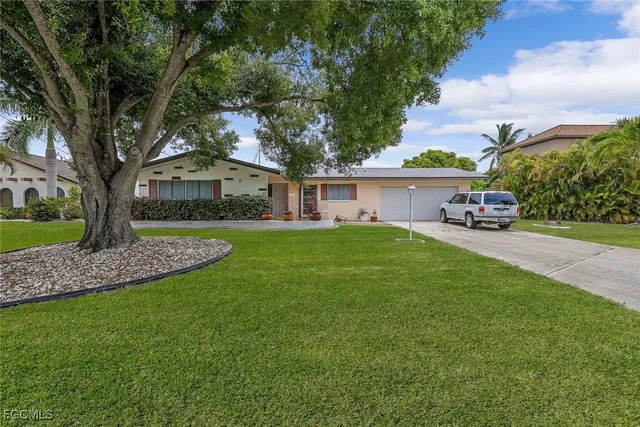 $550,000 | 5114 Southwest 3rd Avenue, Cape Coral, FL 33914