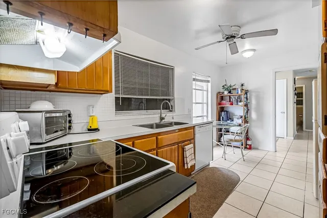 $550,000 | 5114 Southwest 3rd Avenue, Cape Coral, FL 33914