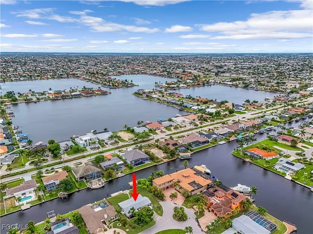 $550,000 | 5114 Southwest 3rd Avenue, Cape Coral, FL 33914