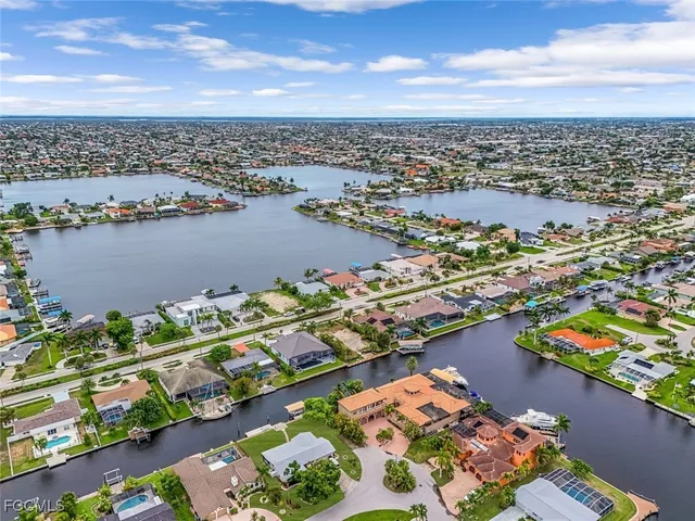 $550,000 | 5114 Southwest 3rd Avenue, Cape Coral, FL 33914