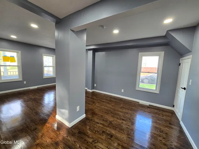 $269,900 | 910 Gerling Street, Schenectady, NY 12308