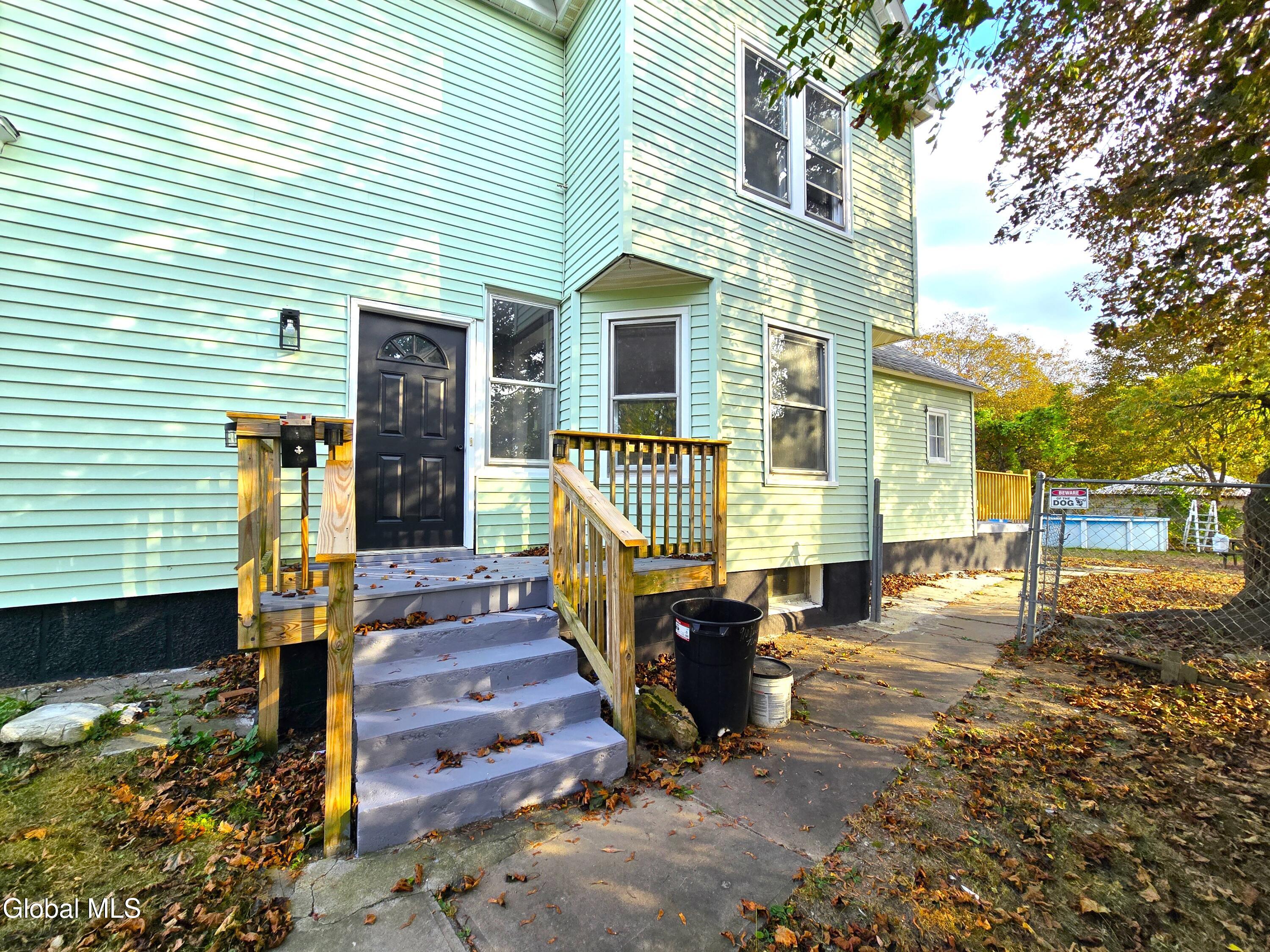 910 Gerling Street Schenectady, NY 12308 - Photo 26 of 29 15