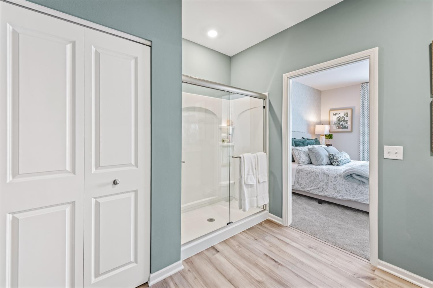 8553 Graystone Drive Lowell, IN 46356 - Photo 17 of 27 a en suite bathroom with a shower