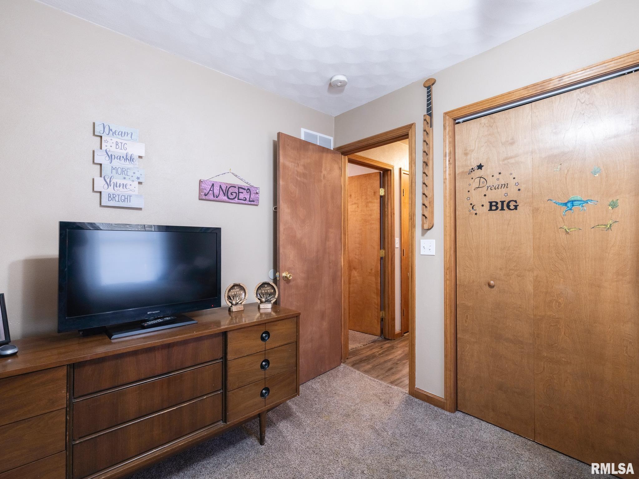 723 Joliet Road Marquette Heights, IL 61554 - Photo 18 of 49