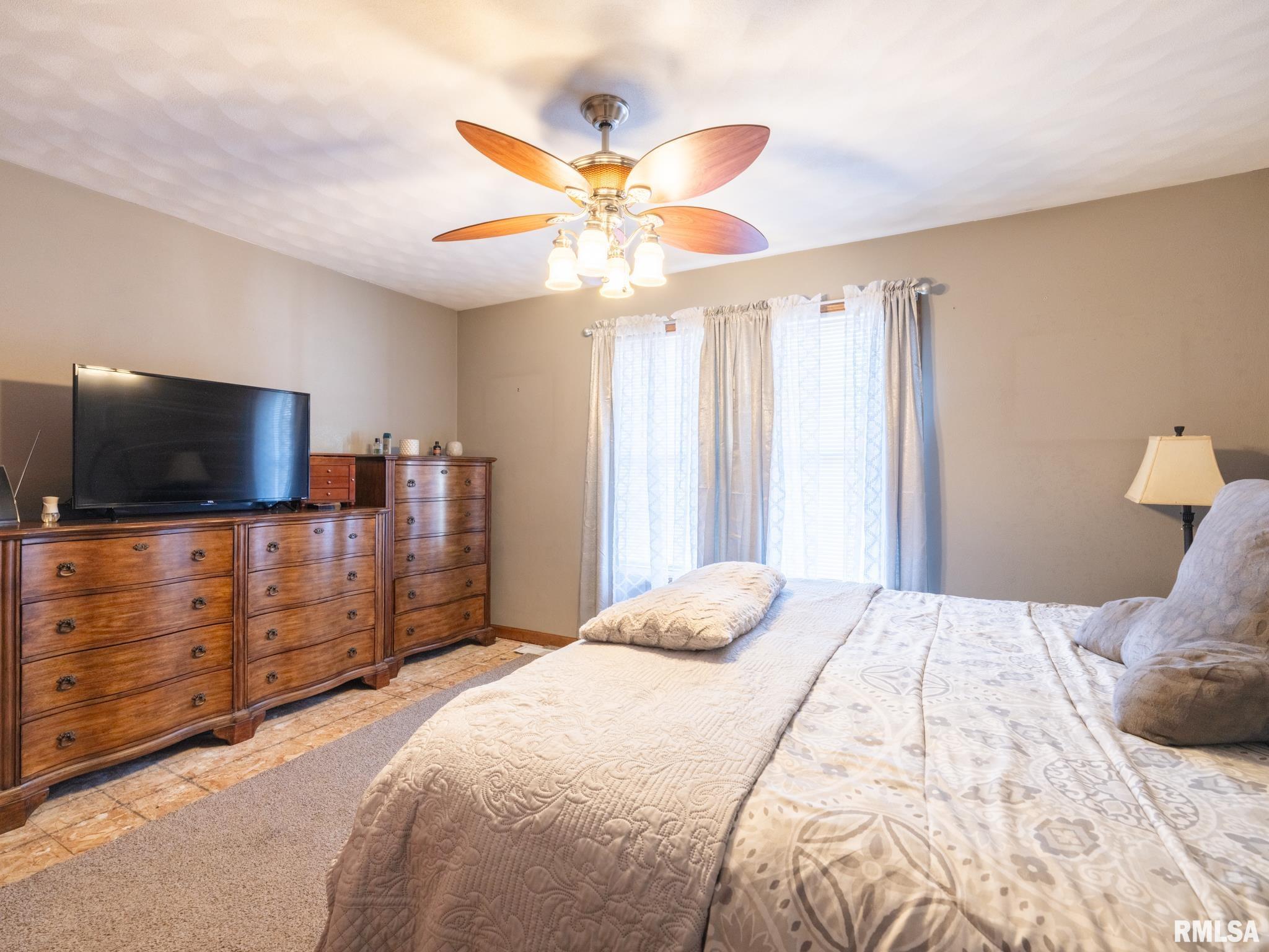 723 Joliet Road Marquette Heights, IL 61554 - Photo 19 of 49