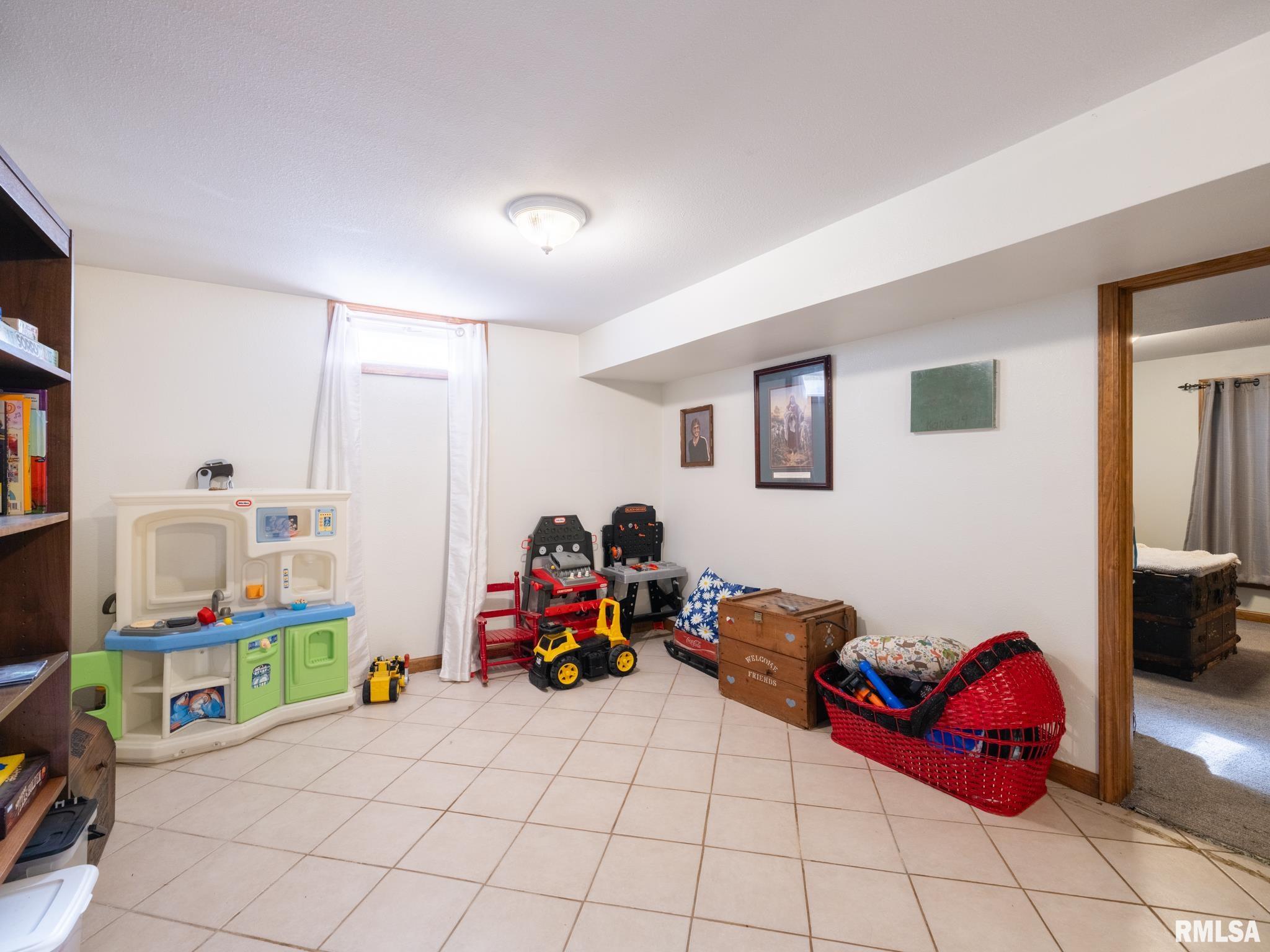 723 Joliet Road Marquette Heights, IL 61554 - Photo 24 of 49