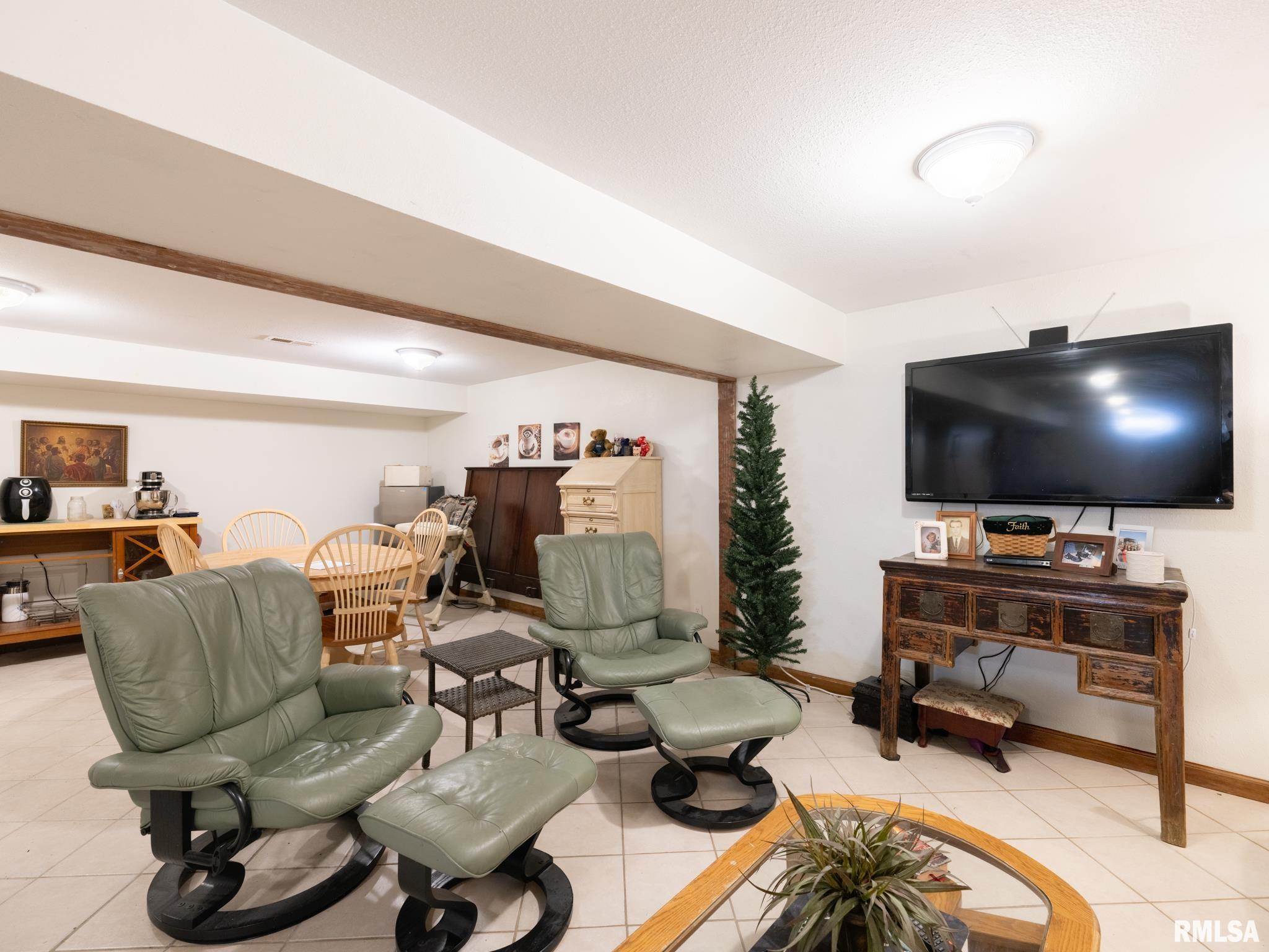 723 Joliet Road Marquette Heights, IL 61554 - Photo 28 of 49