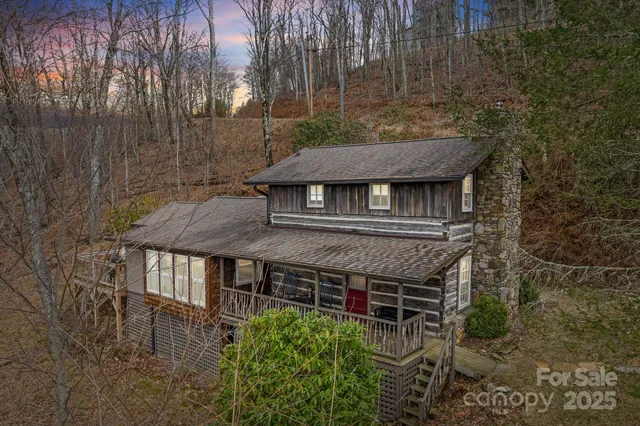 $425,000 | 1040 Oakridge Lane, Mars Hill, NC 28754