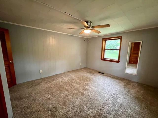 $94,900 | 509 Lakeshore Drive, Oakland, IL 61943